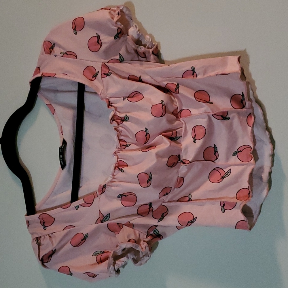 Shein Peach top Size M
